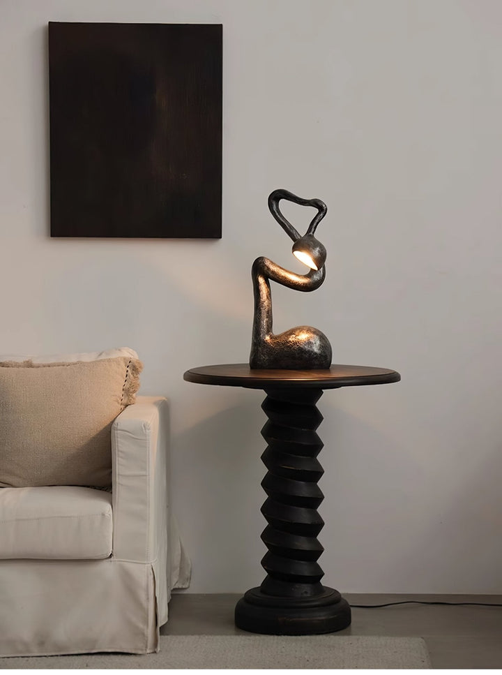 Lampa stołowa rzeźba mirry