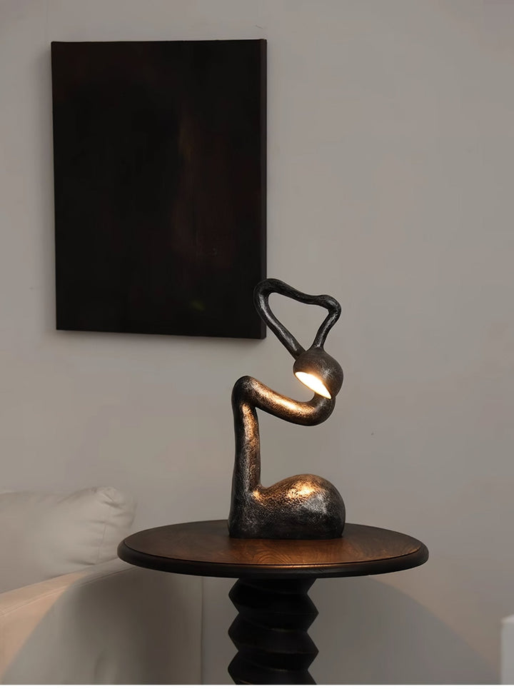 Lampa stołowa rzeźba mirry