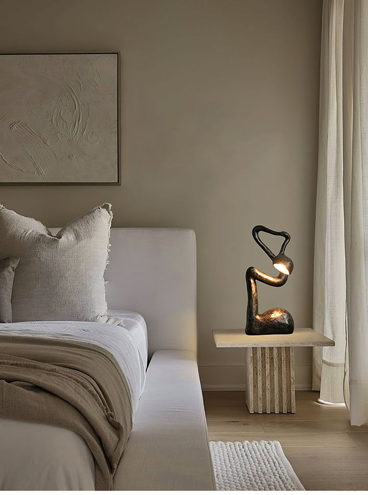 Lampa stołowa rzeźba mirry