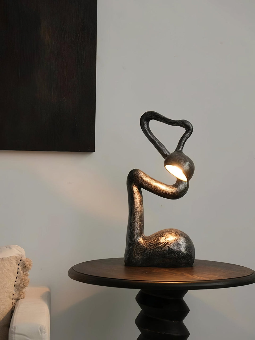 Lampa stołowa rzeźba mirry