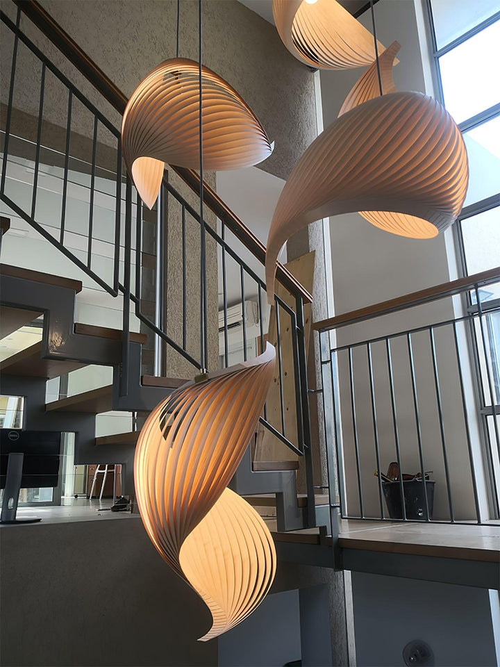 Lampa wisząca z muszli nautilusa