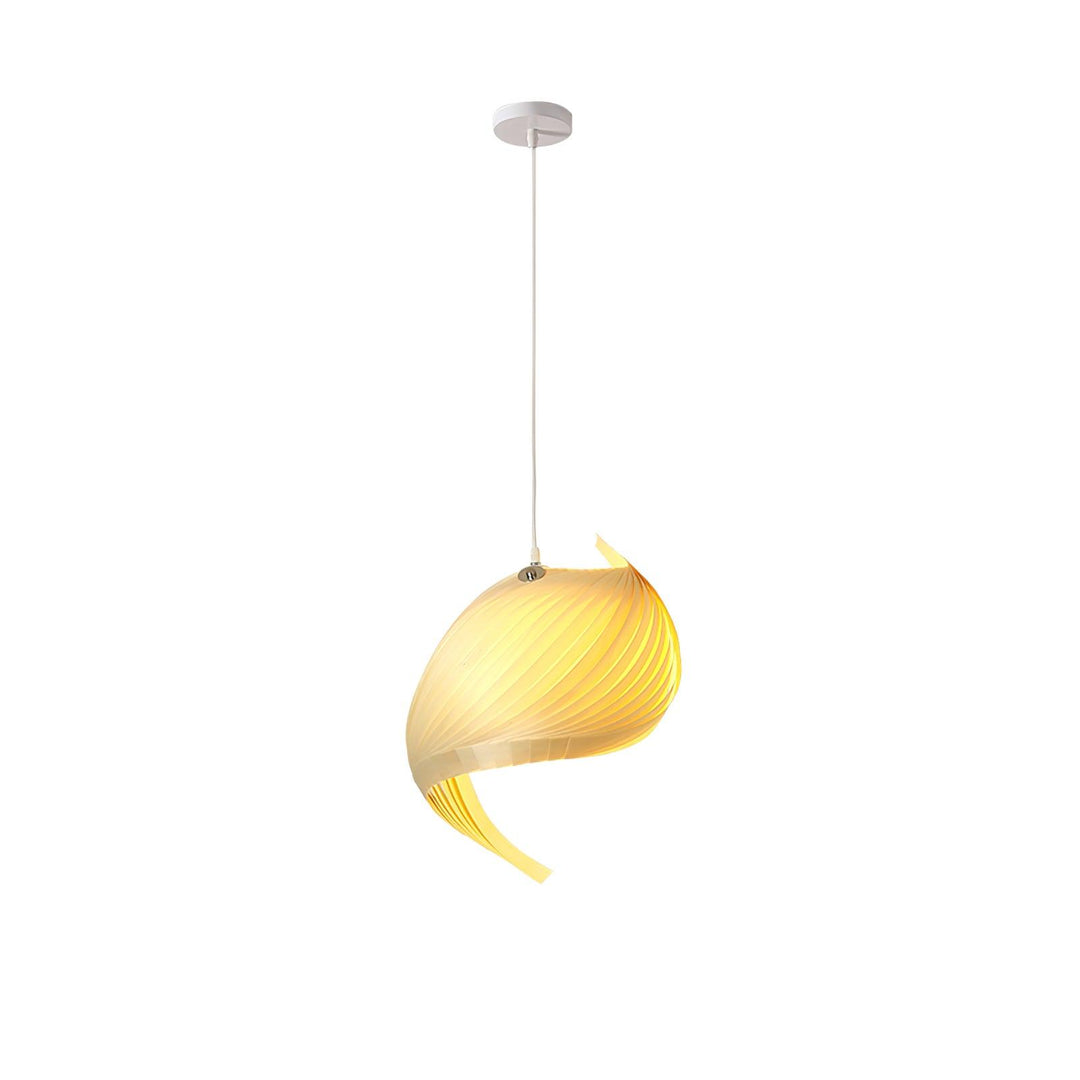 Lampa wisząca z muszli nautilusa