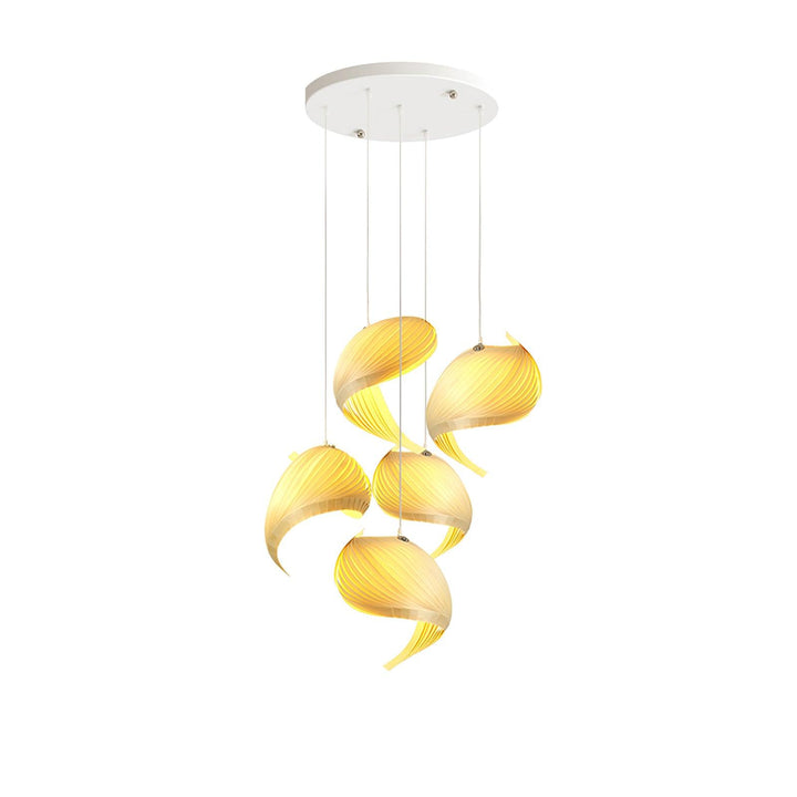 Lampa wisząca z muszli nautilusa