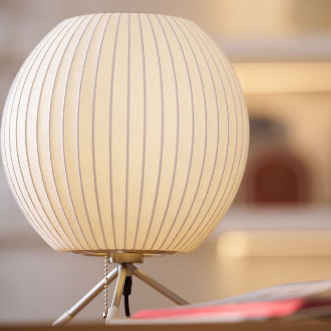 Lampa stołowa z bąbelkami na statywie