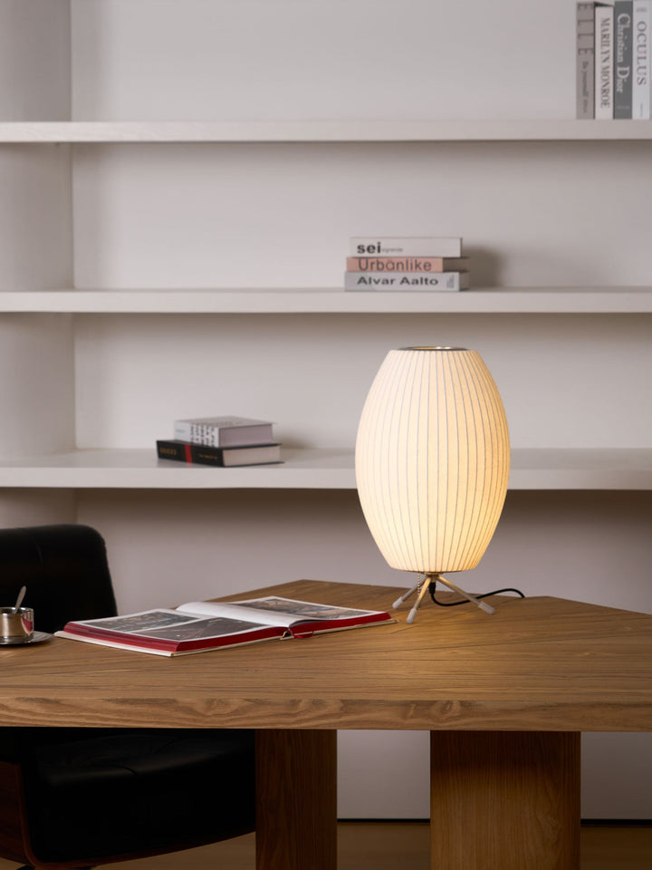 Lampa stołowa z bąbelkami na statywie