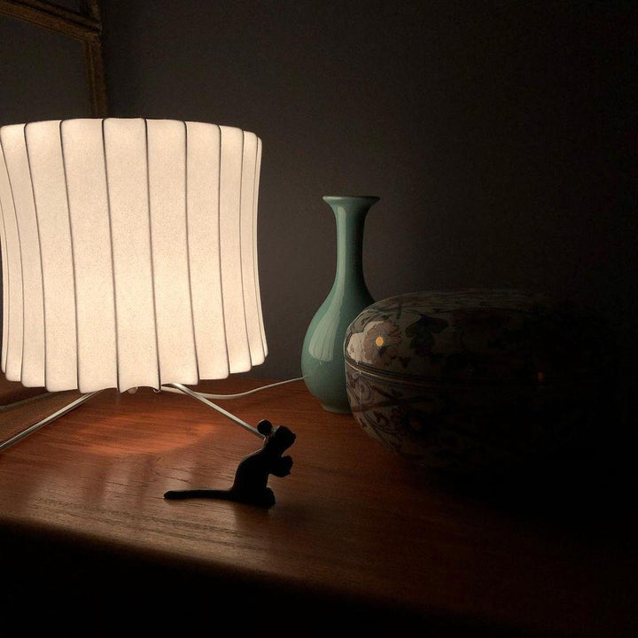 Lampa stołowa z bąbelkami na statywie