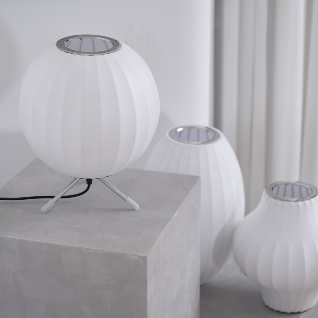 Lampa stołowa z bąbelkami na statywie