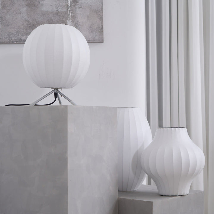 Lampa stołowa z bąbelkami na statywie