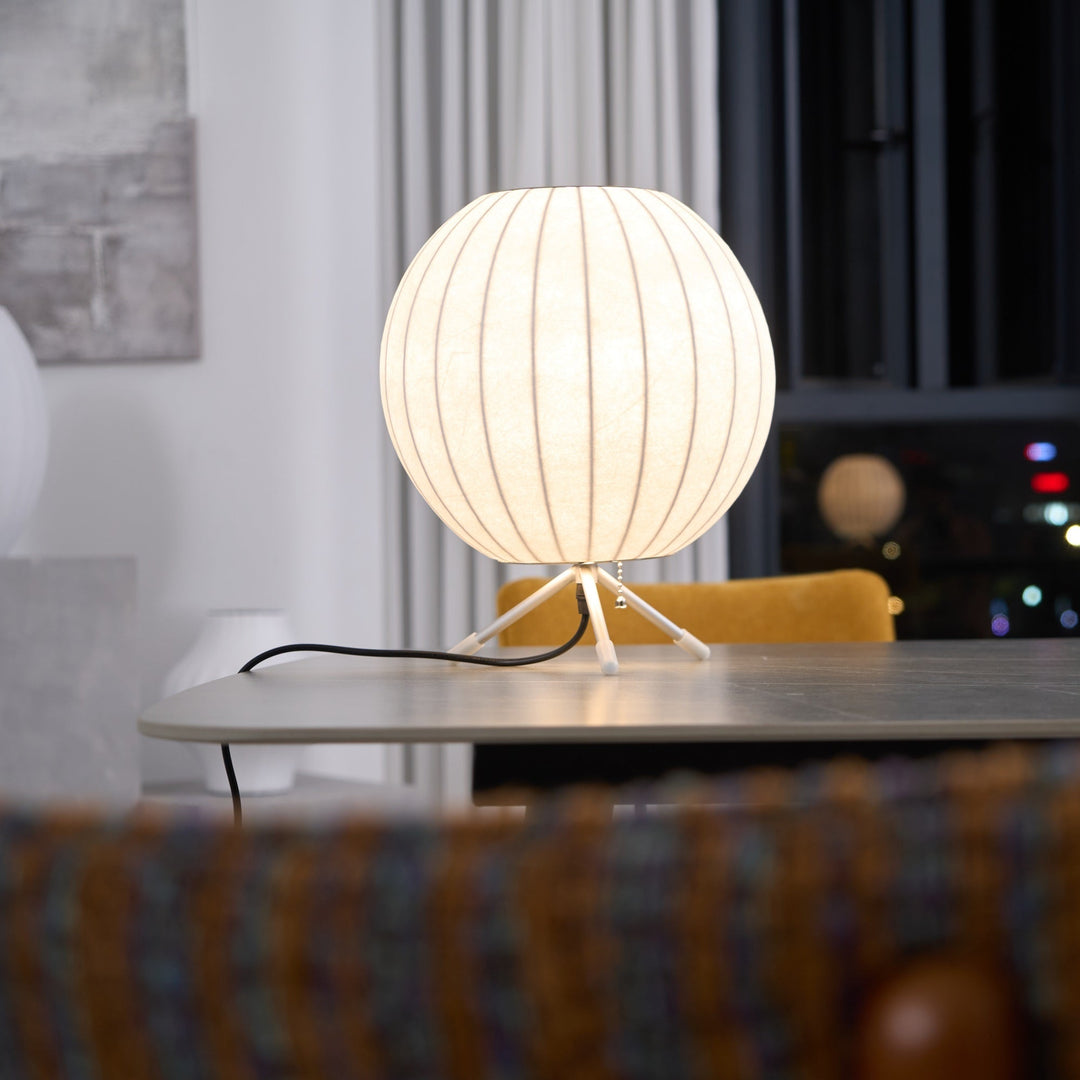 Lampa stołowa z bąbelkami na statywie