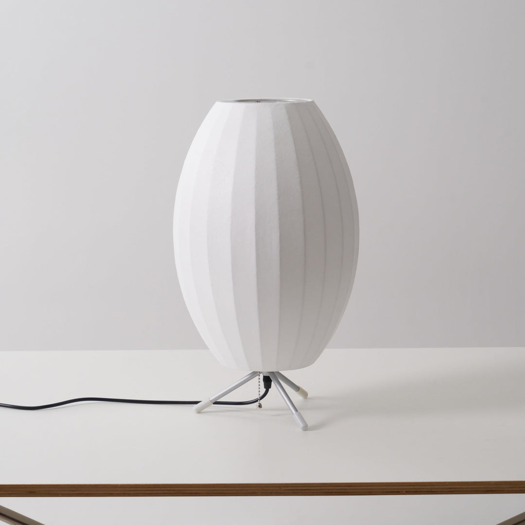 Lampa stołowa z bąbelkami na statywie