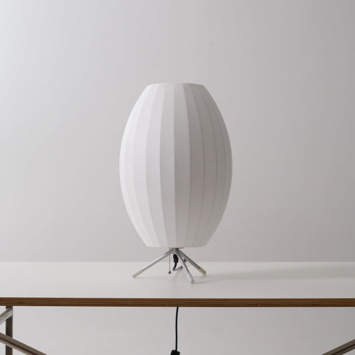 Lampa stołowa z bąbelkami na statywie