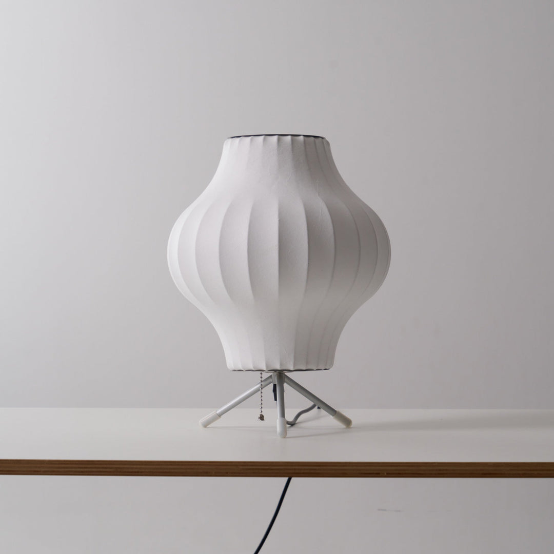Lampa stołowa z bąbelkami na statywie