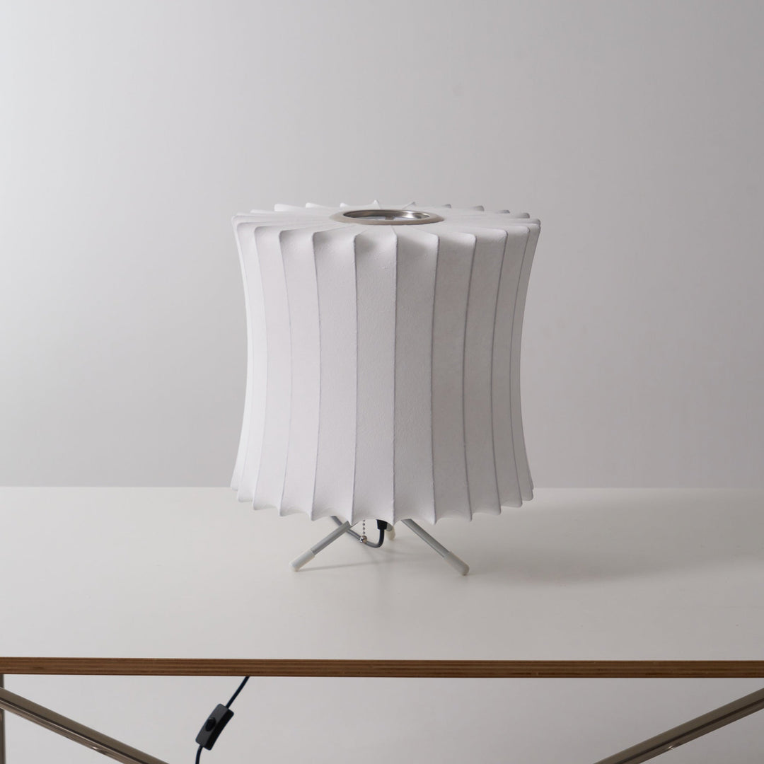 Lampa stołowa z bąbelkami na statywie