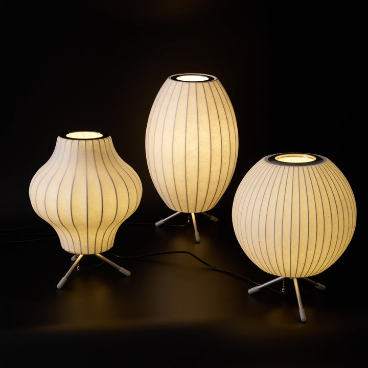 Lampa stołowa z bąbelkami na statywie