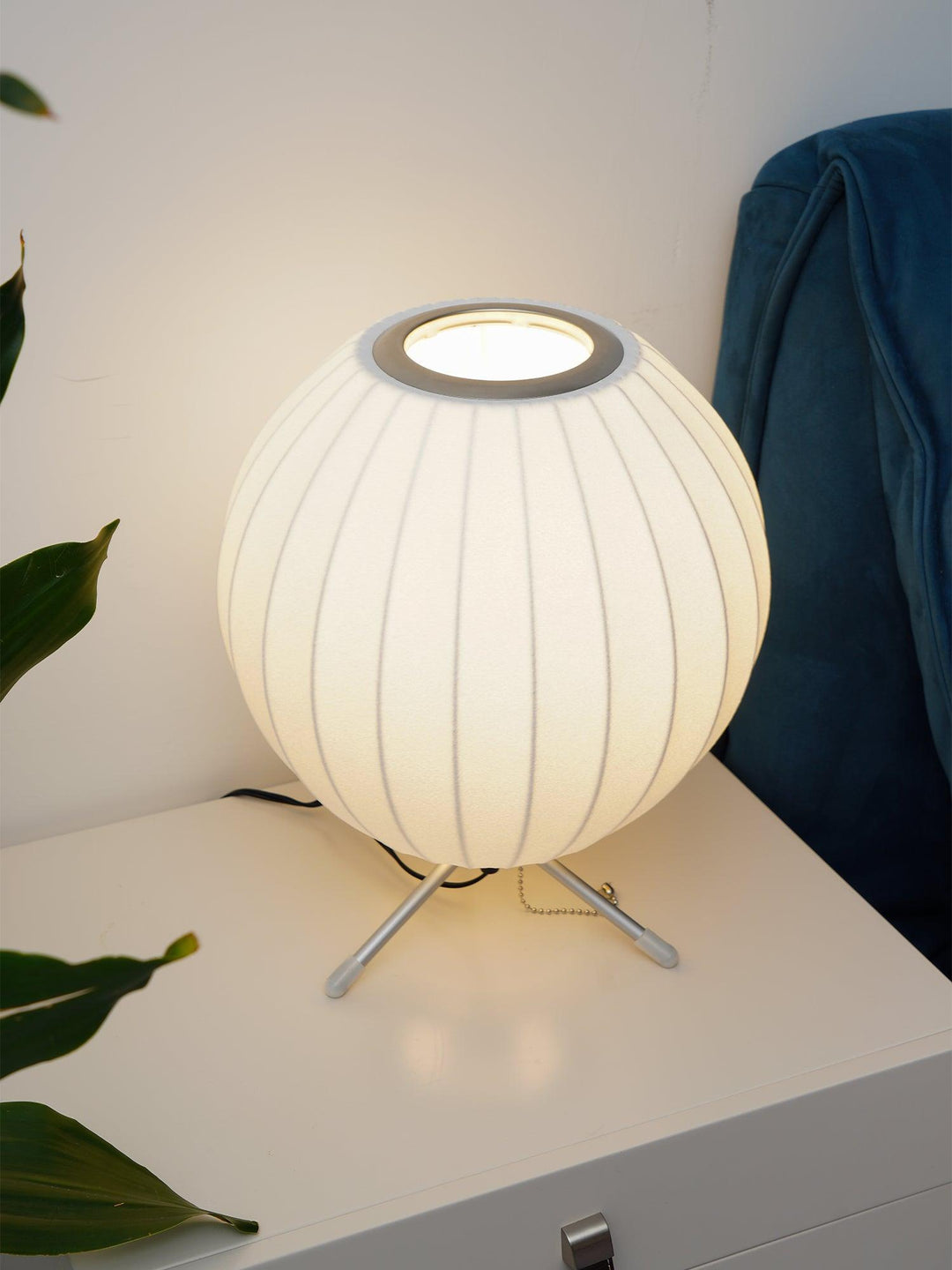 Lampa stołowa z bąbelkami na statywie