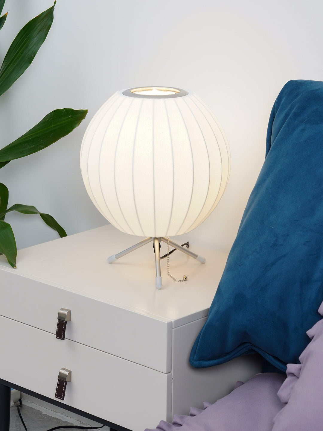 Lampa stołowa z bąbelkami na statywie