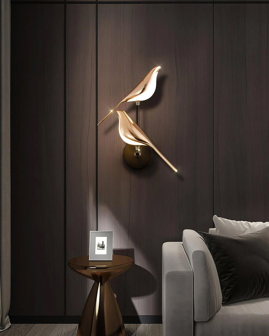 Lampa ścienna Nomi z wtyczką