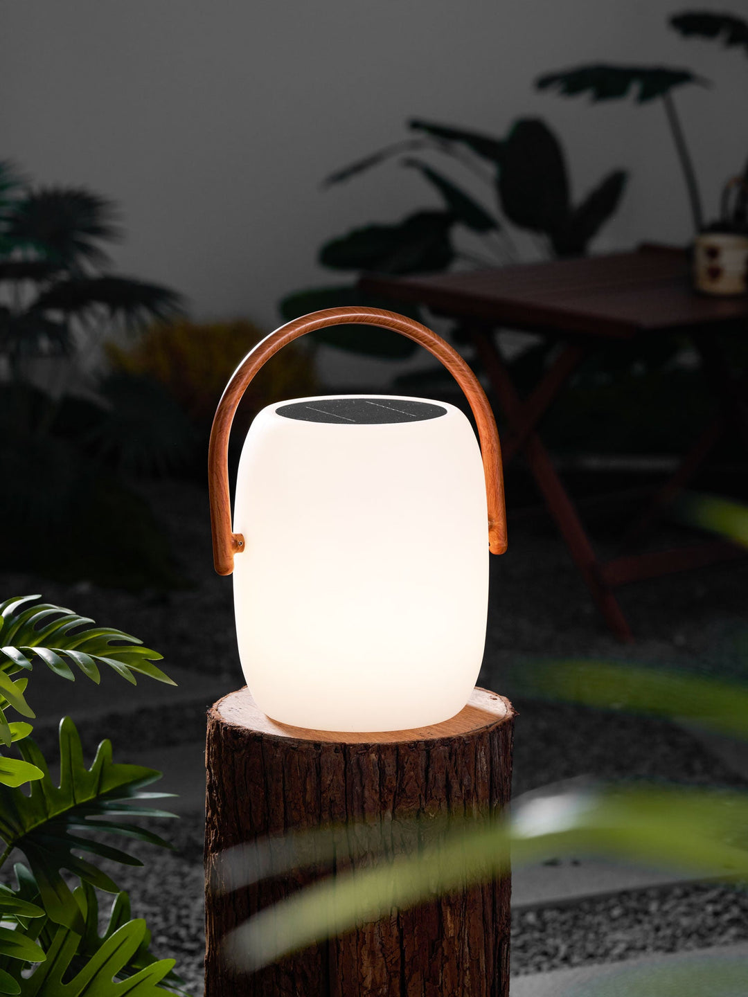 Lampa Solarna Noria na Zewnątrz
