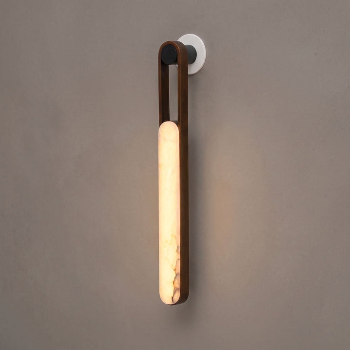 Lampa ścienna Norix z alabastrową ramą