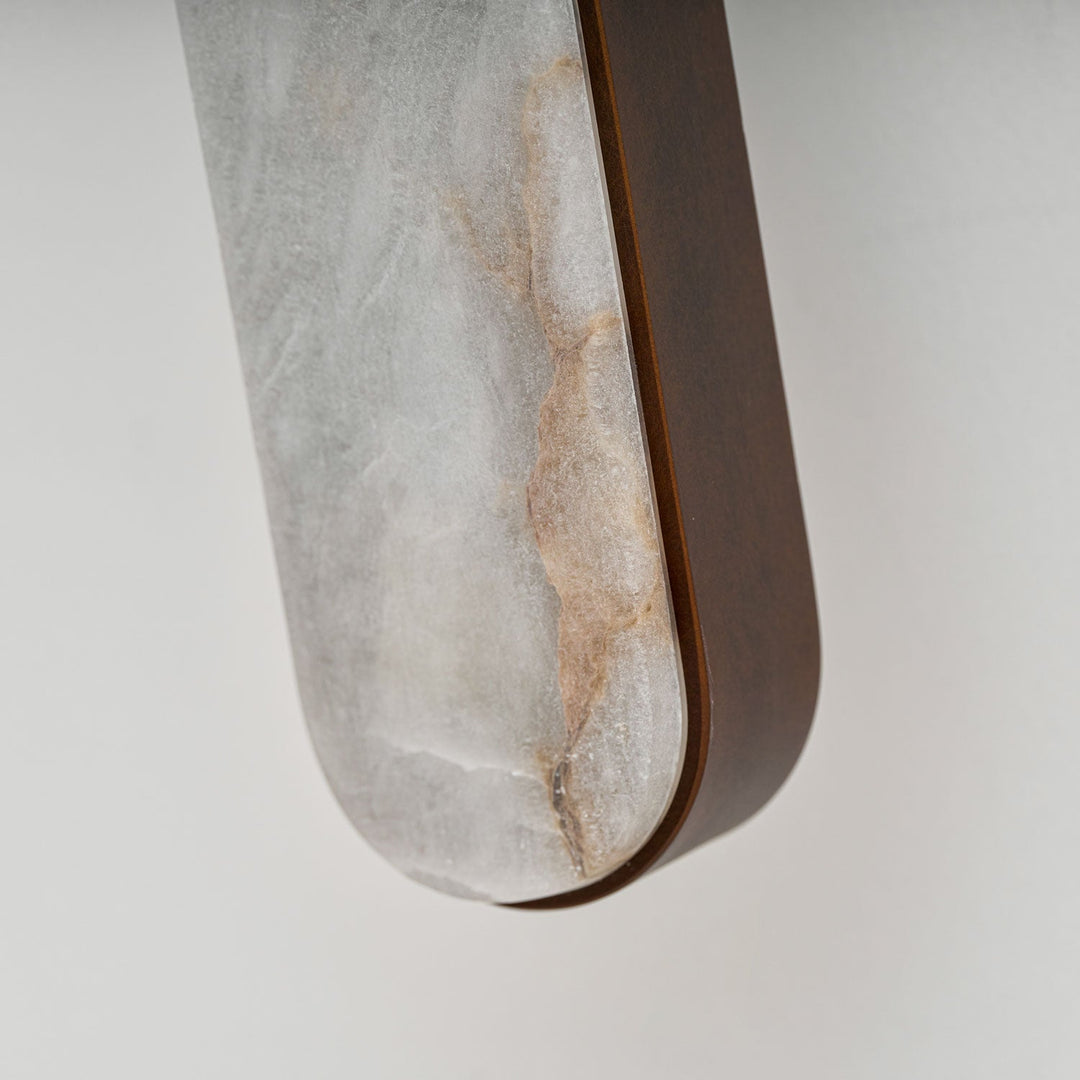 Lampa ścienna Norix z alabastrową ramą
