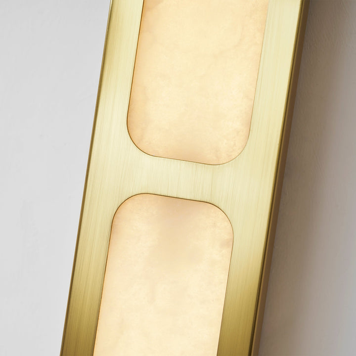 Kinkiet Odin Alabaster