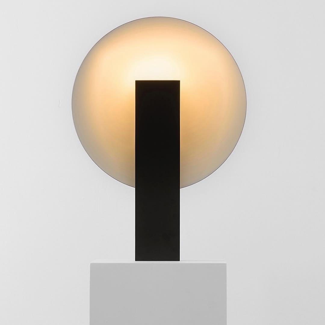 Lampa stołowa Orbe