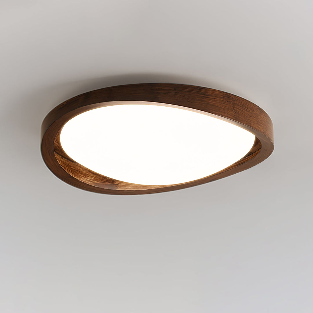 Lampa sufitowa z orzecha włoskiego z zaokrąglonymi krawędziami