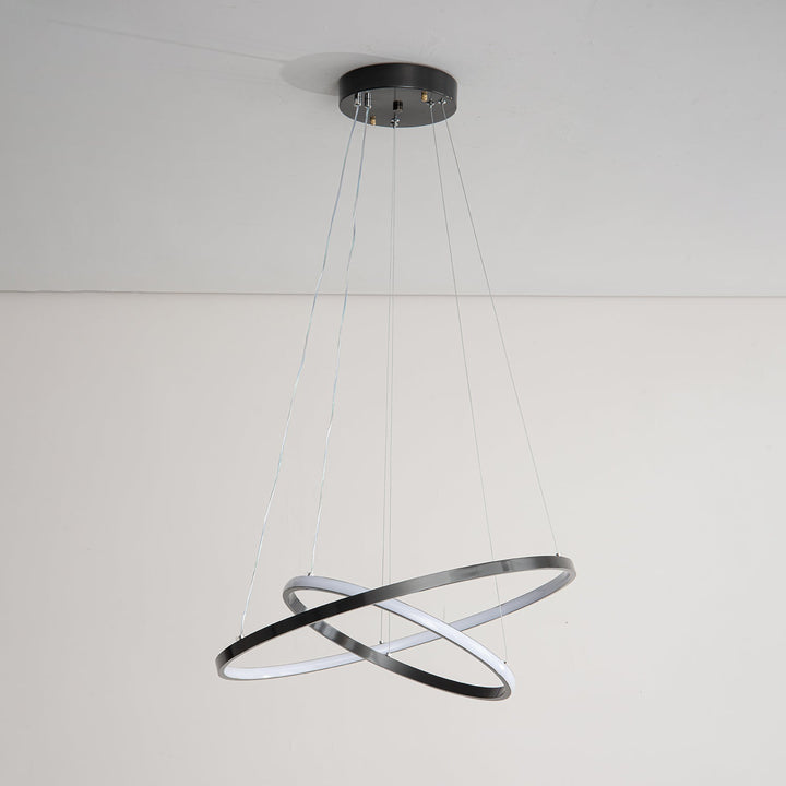 Żyrandol z pierścieniami Orrery