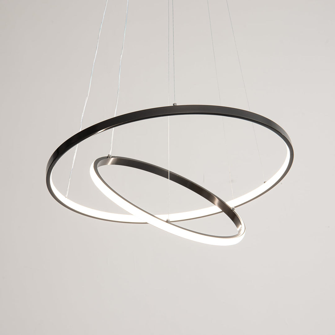 Żyrandol z pierścieniami Orrery