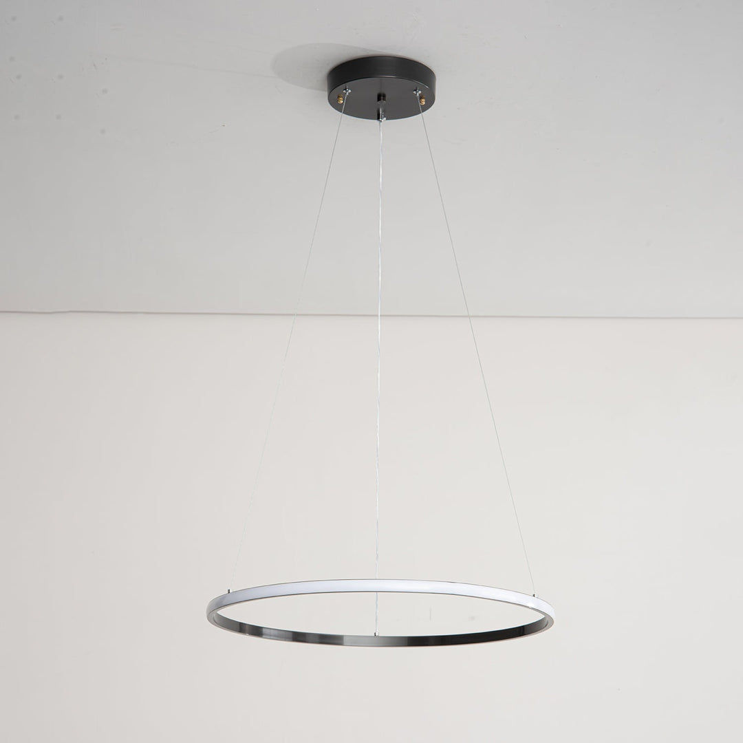 Żyrandol z pierścieniami Orrery