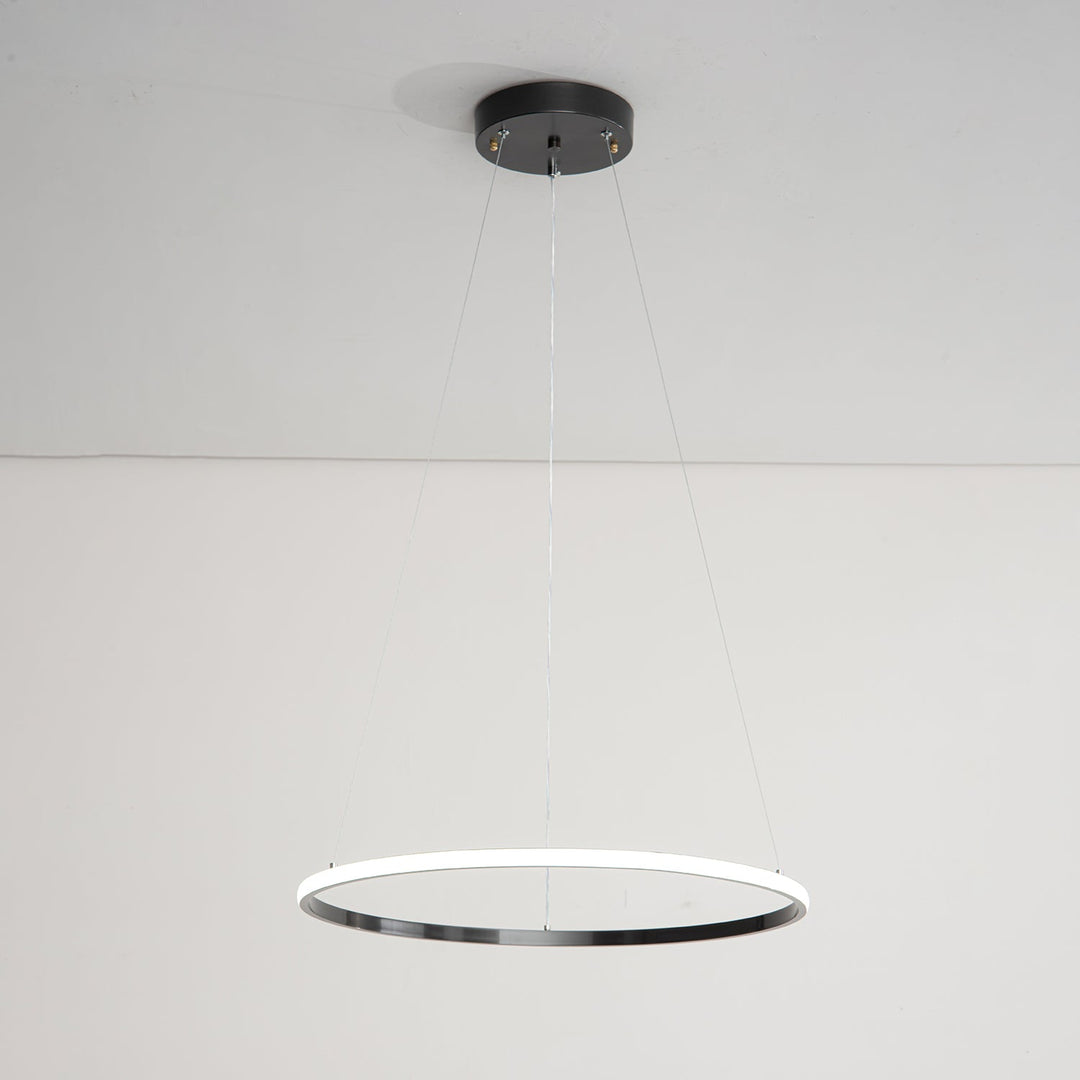 Żyrandol z pierścieniami Orrery
