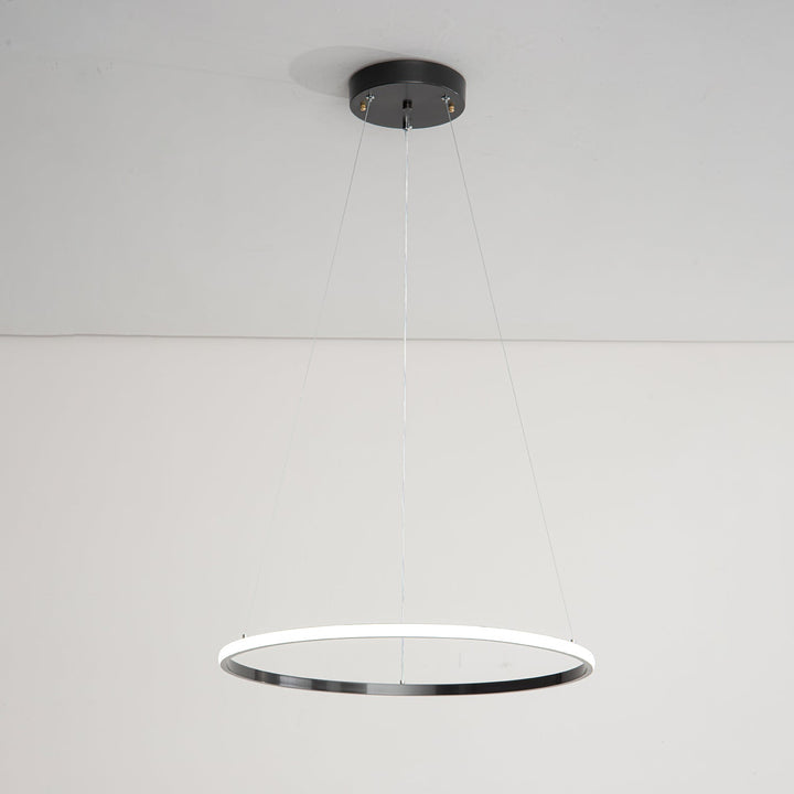 Żyrandol z pierścieniami Orrery