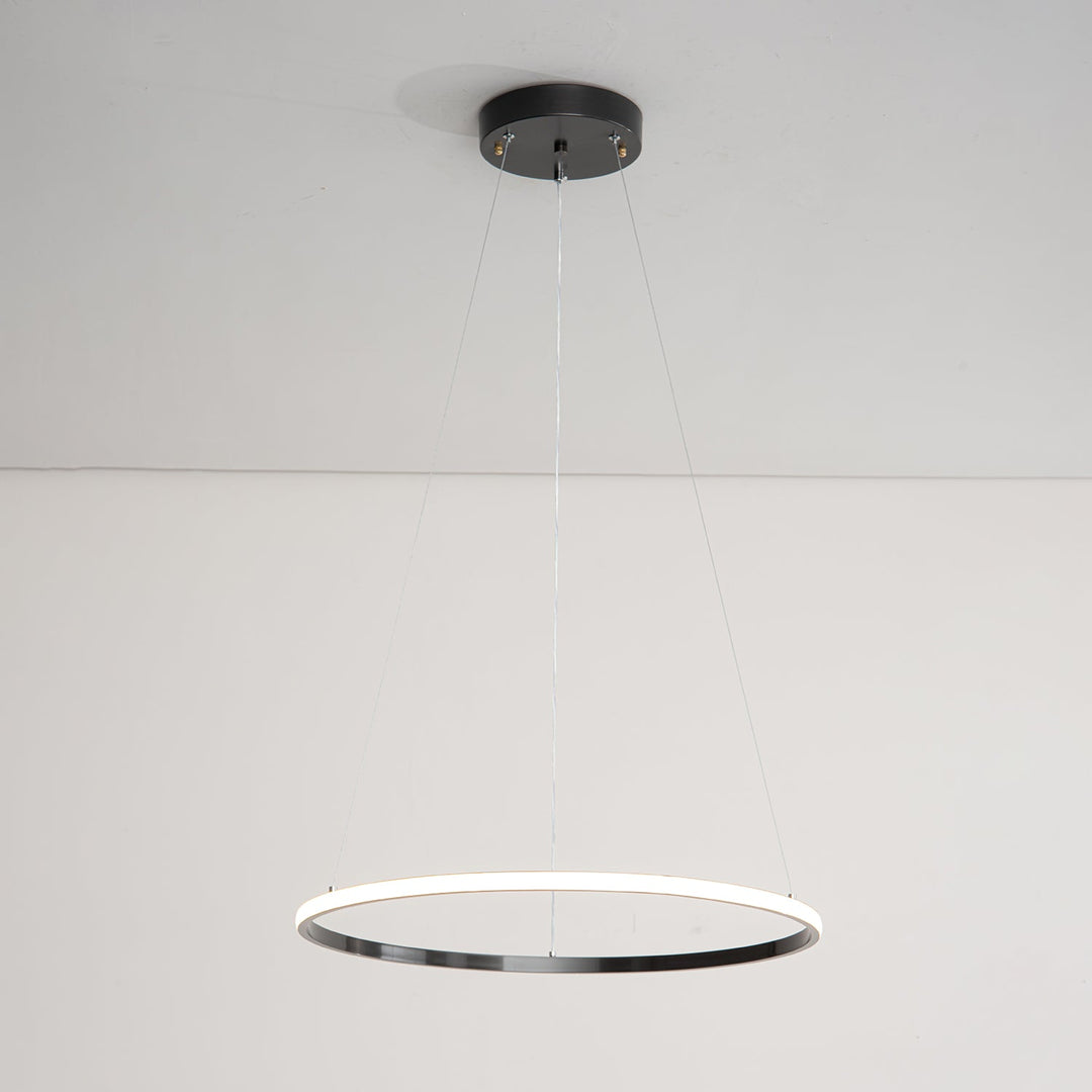 Żyrandol z pierścieniami Orrery