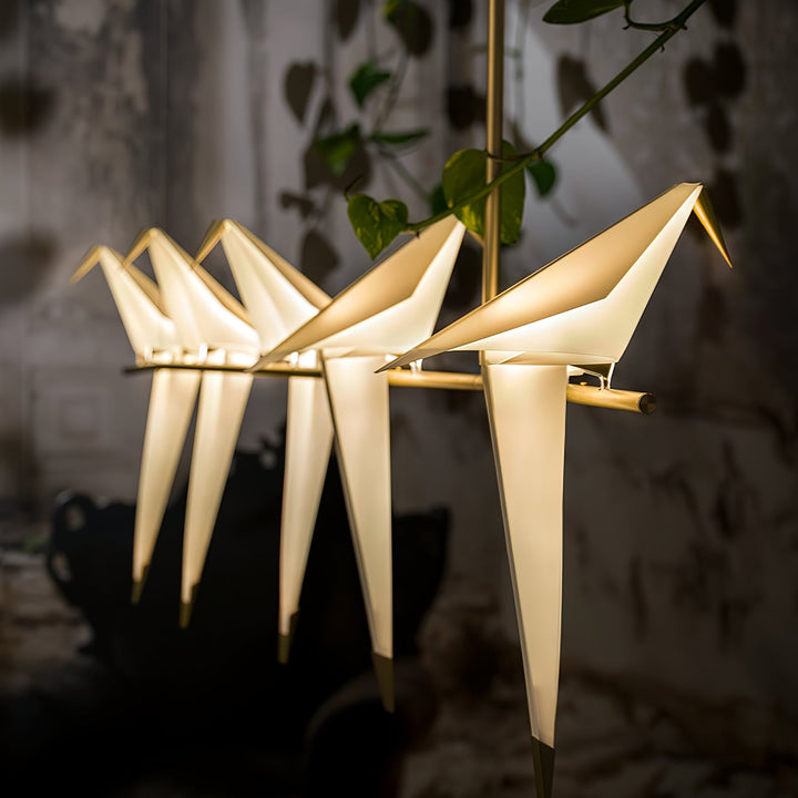 Lampa wisząca LED z ptakami origami