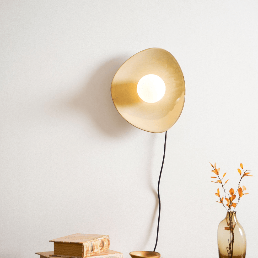 Lampa Ścienna Pebble Disc z wtyczką