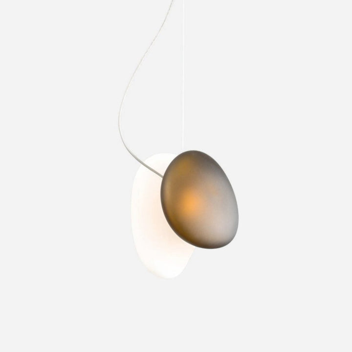 Lampa wisząca z matowego szkła
