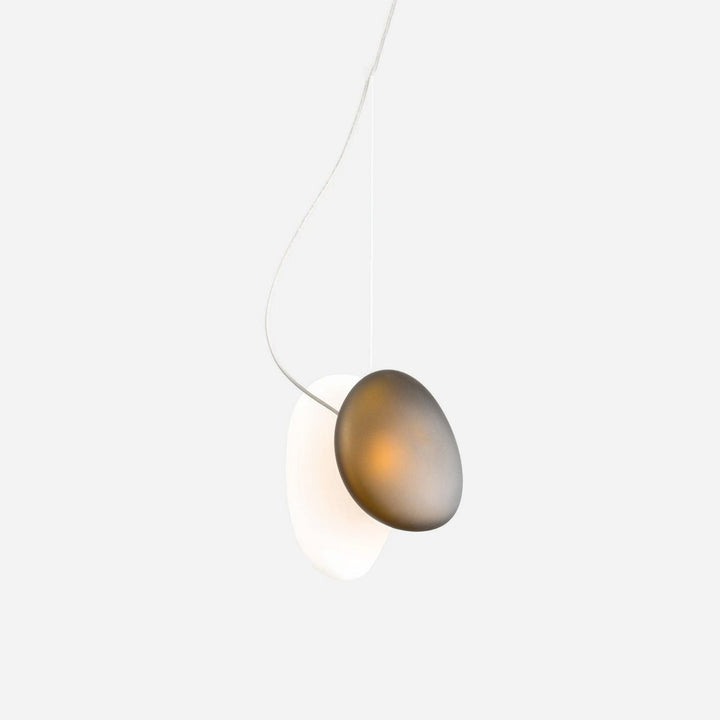 Lampa wisząca z matowego szkła