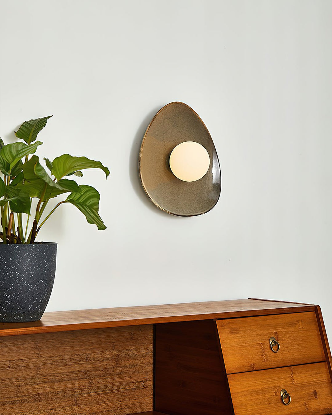Lampa Ścienna Pebble Disc