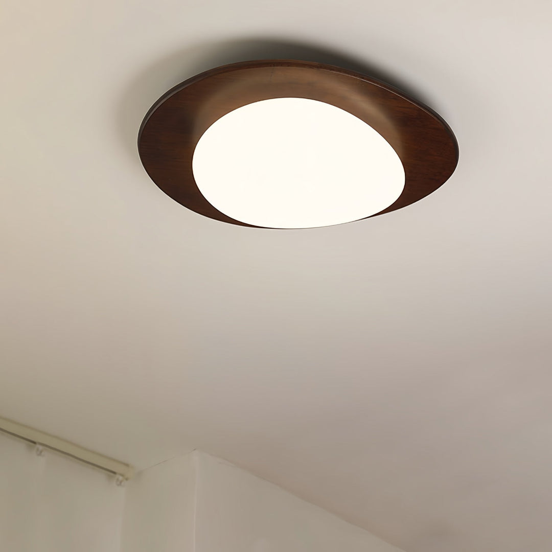 Lampa sufitowa Pebble z drewna