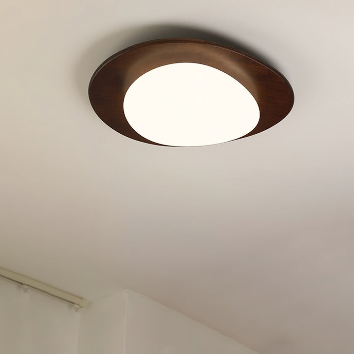 Lampa sufitowa Pebble z drewna