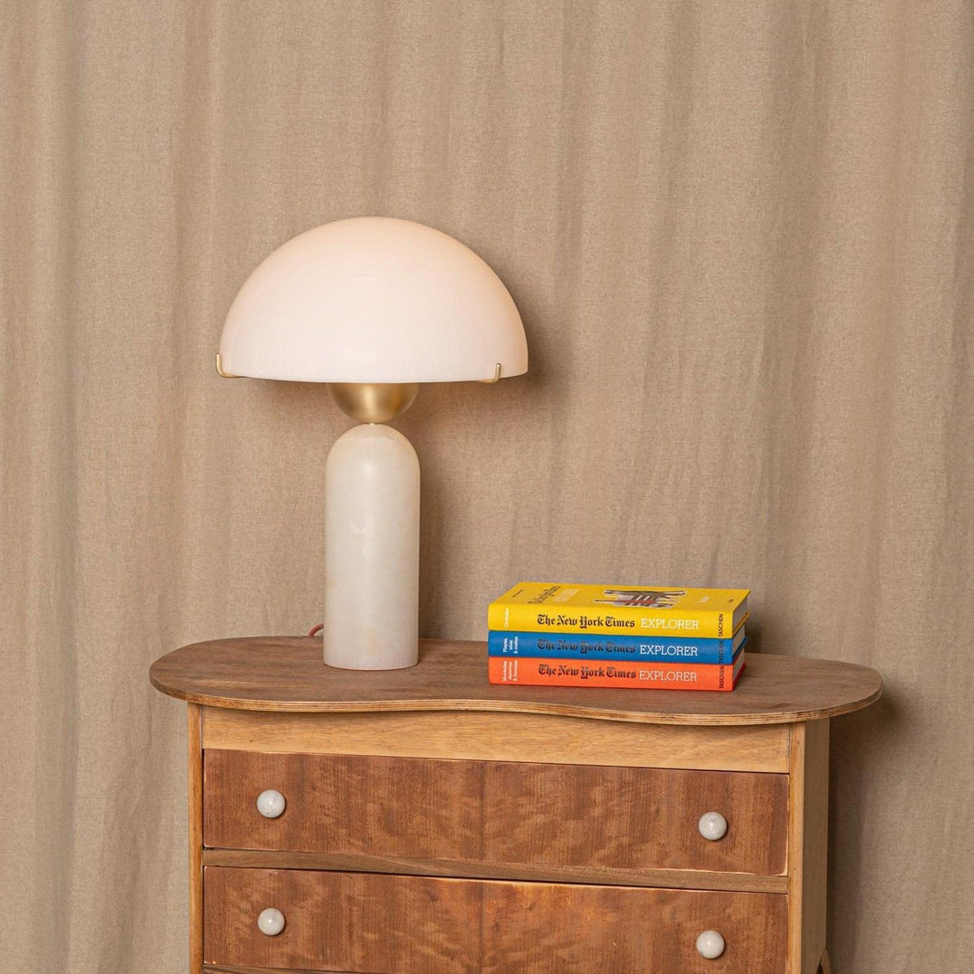 Lampa stołowa Peono Alabaster
