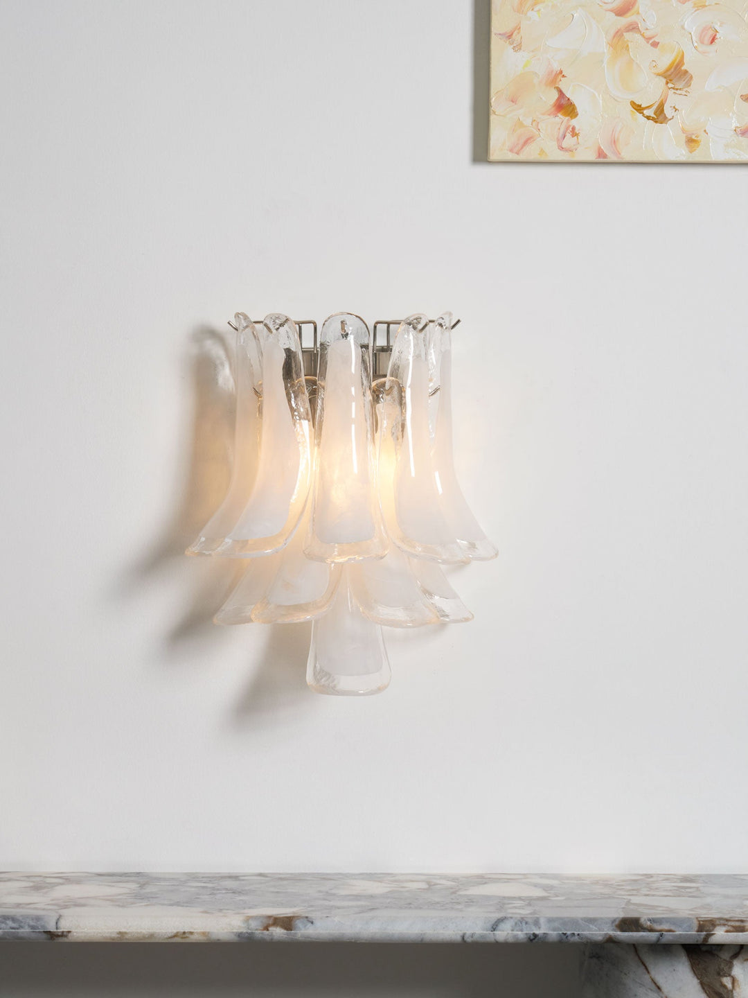Szklana lampa ścienna Petalo