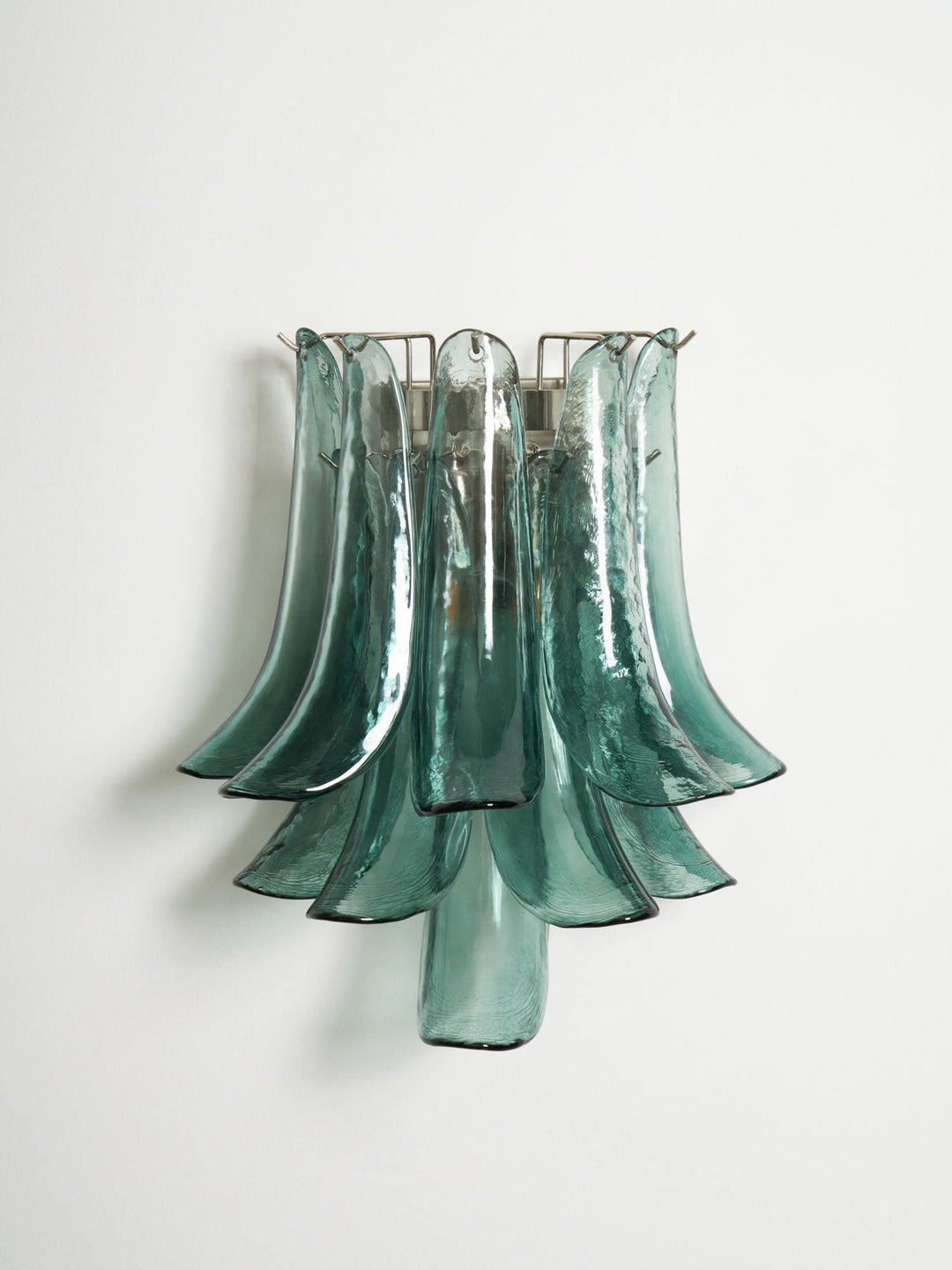 Szklana lampa ścienna Petalo