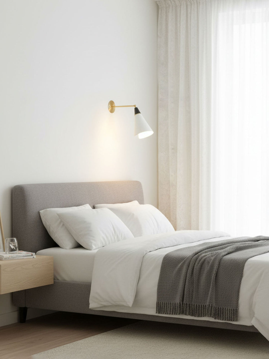 Lampa ścienna Petite Magari