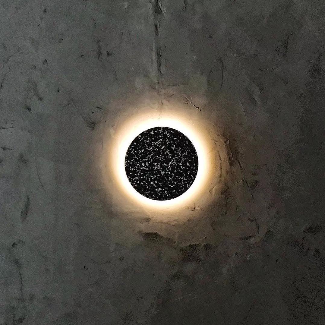 Lampa ścienna Pin