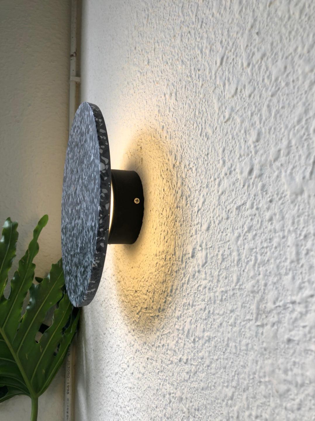 Lampa ścienna Pin