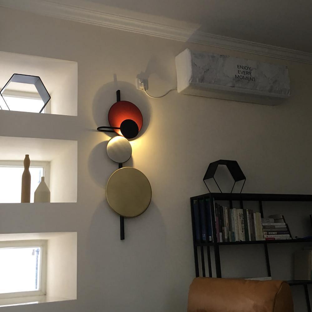 Lampa Ścienna Planet z wtyczką