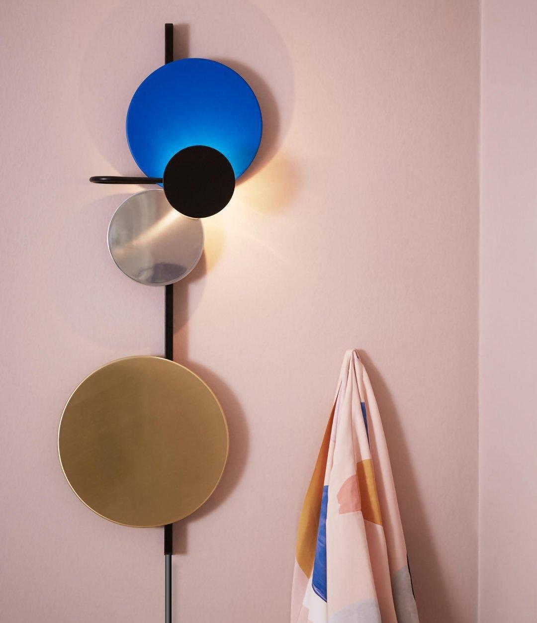 Lampa Ścienna Planet z wtyczką
