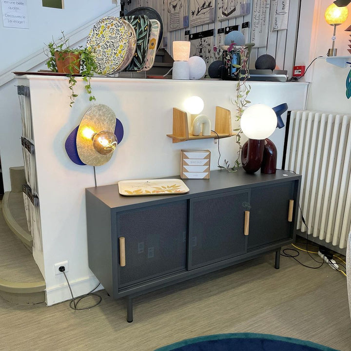 Zabawna Lampa Stołowa w Kształcie N