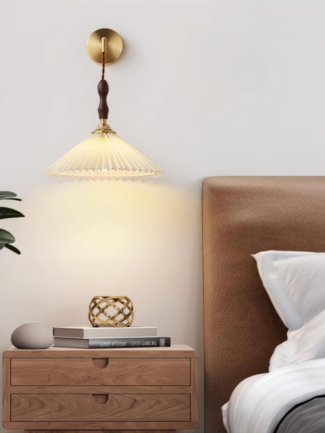 Lampa Ścienna z Faldami z Drewna